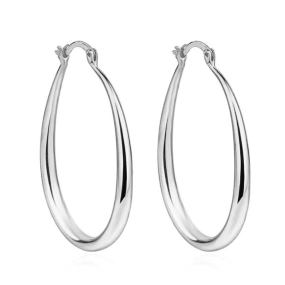 Unbranded Jewelry - Earrings Hoops Oval Silver 1”